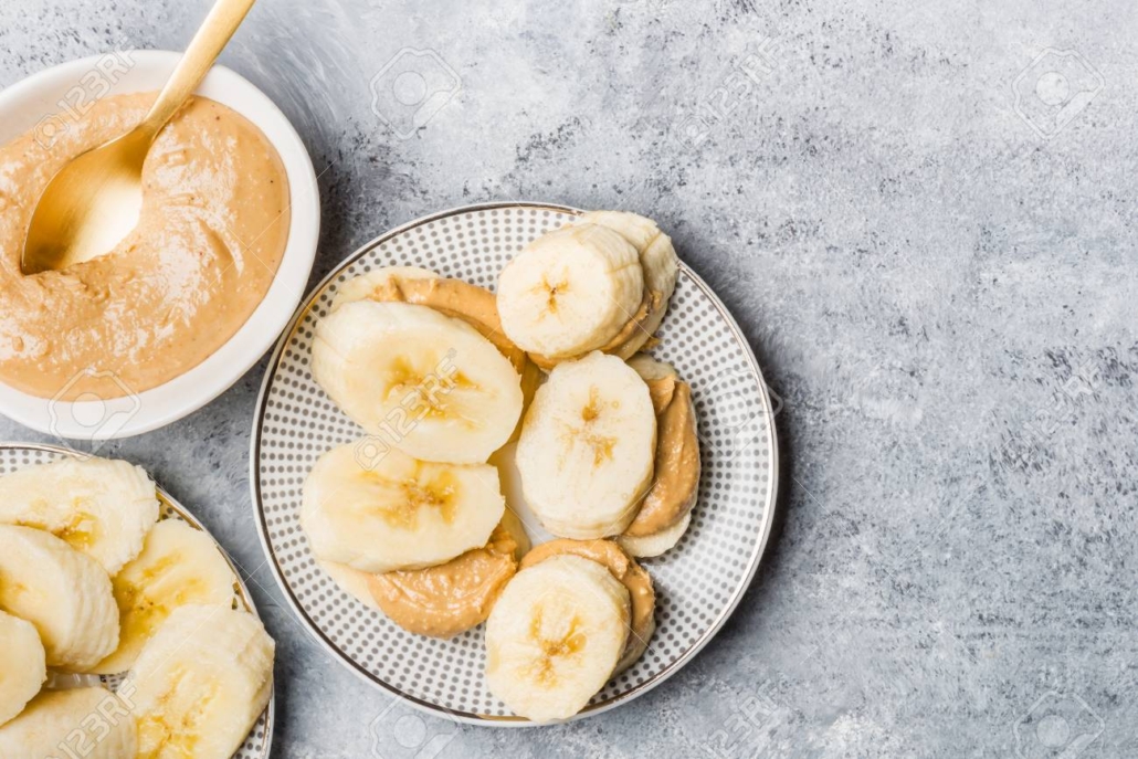 banana and peanut butter snacks